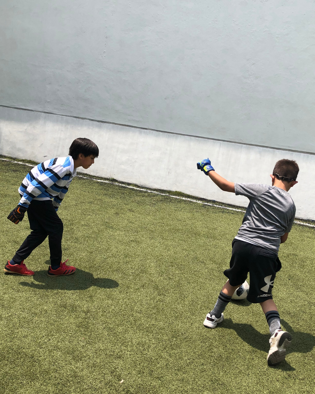 Entrenamiento muestra para escuela de fútbol categoría 2015-2013
